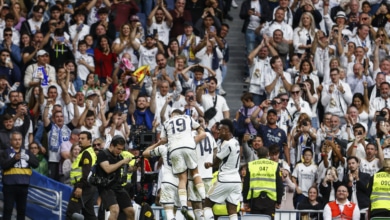 "¡Campeones, campeones!": así cantó el Bernabéu el alirón de la Liga 36