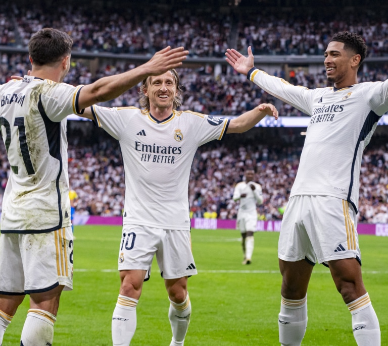 El Madrid gana la 'Liga de Bellingham' tras la goleada del Girona al Barça