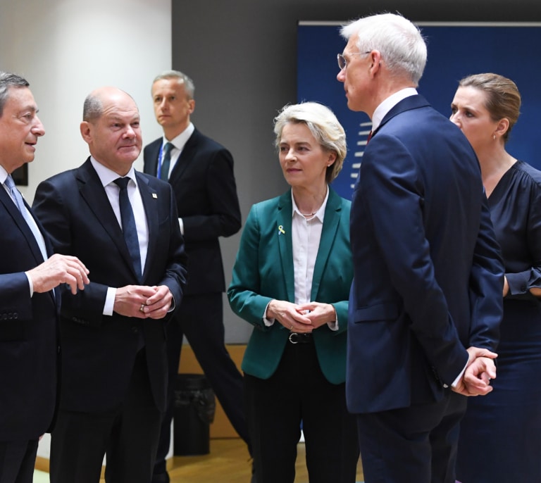 Mario Draghi: de salvar al euro y reconducir a Italia a velar por la competitividad europea
