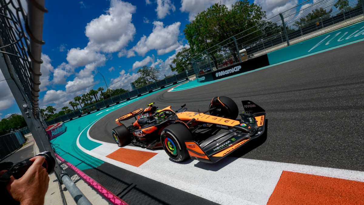 Lando Norris con su McLaren en el GP de Miami