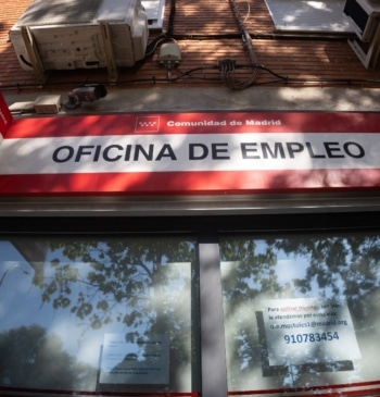 ¿Cuánto se cobra estando en paro? El recorte del SEPE que notarás [...]