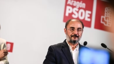 El PSOE abrirá expediente a Javier Lambán por no votar la ley de amnistía en el Senado 