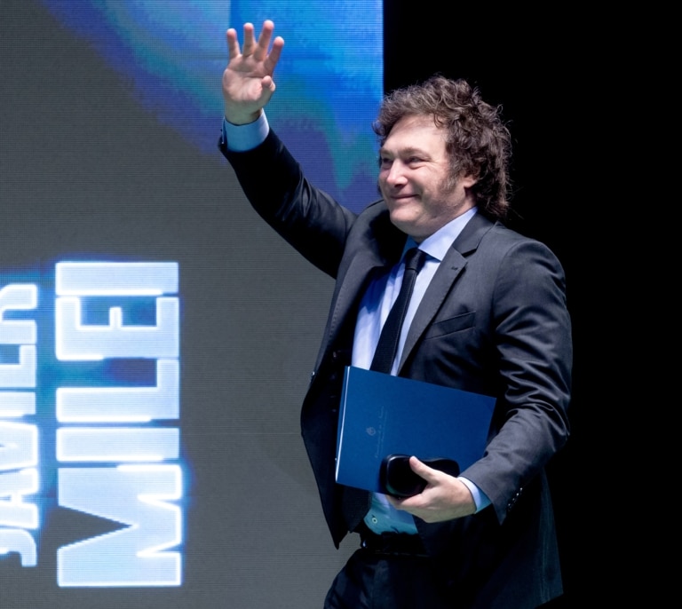Milei: "Igual ya lo tengo 'match point' a Pedrito, pese a lo que diga la progresía mediática"