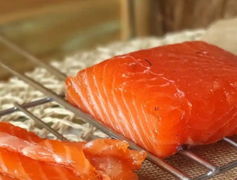 Detectan listeria en varios lotes de salmón ahumado procedente de España