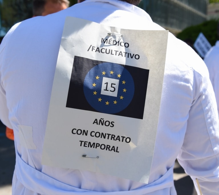 El Supremo rechaza "la conversión judicial automática" de los interinos en fijos