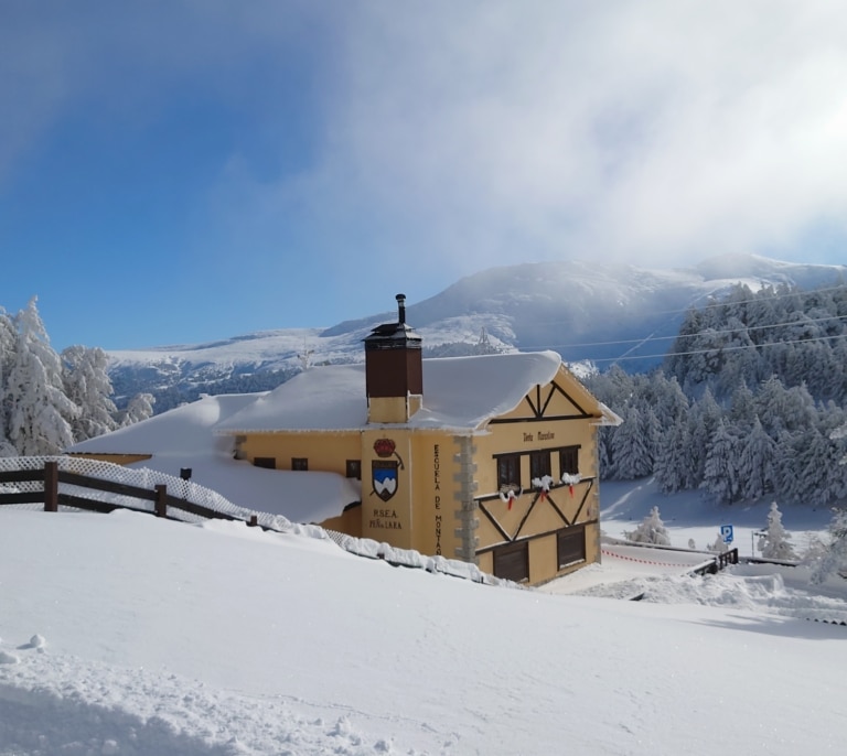 Venta Marcelino, un siglo en el corazón de la Sierra del Guadarrama: "Los montañeros allí siempre hemos encontrado refugio"