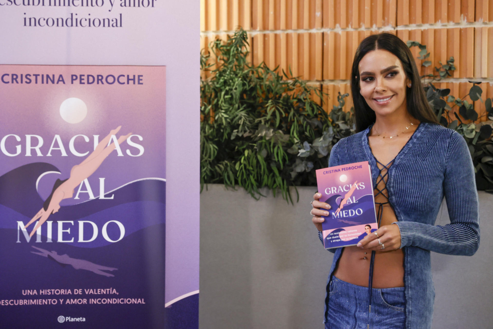 Cristina Pedroche ha admitido que la hundieron cuando, la segunda noche tras nacer su hija Laia, escuchó a dos mujeres criticándola a ella, a su pareja y a la niña.