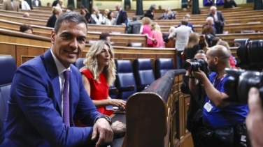 Sánchez amenaza a los medios con su "regeneración democrática"