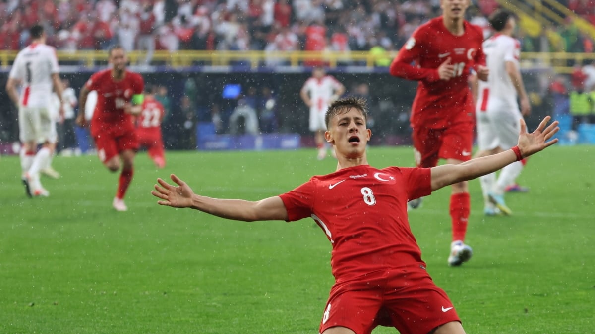 Arda Güler celebra su gol a Georgia en la Eurocopa