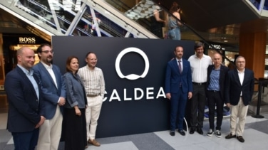 Caldea inicia la transformación de spa a resort con la reforma de la gran laguna