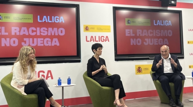 El Gobierno y LaLiga se unen en la lucha contra los discursos de odio