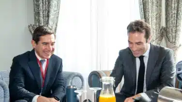 Torres (BBVA) busca la aprobación de Cuerpo a la opa a Sabadell en medio de alabanzas a su labor como ministro