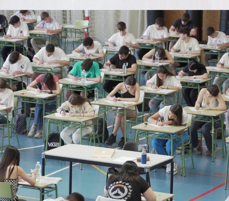 ¿Cuándo salen las notas de EvAU 2024? Fechas clave