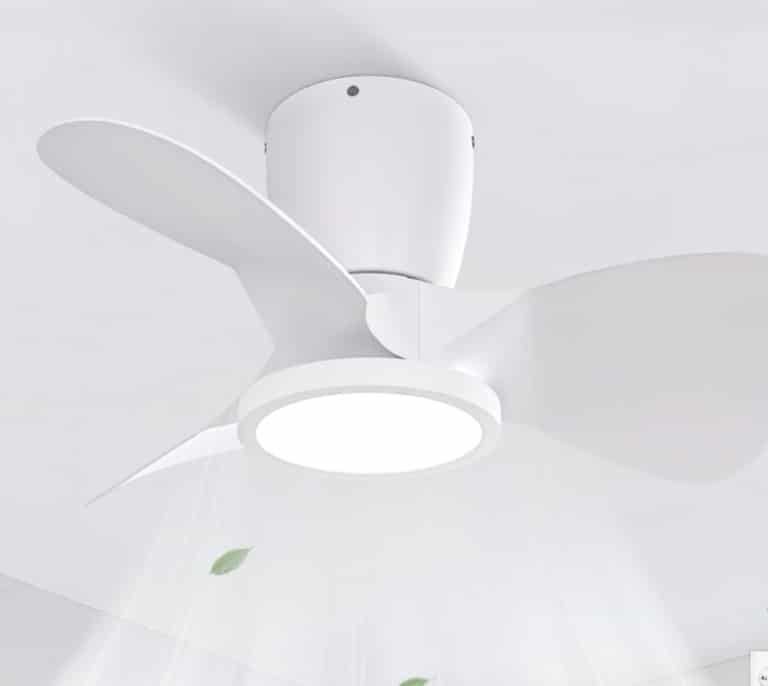 Potente y con temporizador: así es este ventilador de techo rebajadísimo que arrasa en Amazon