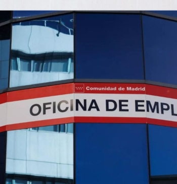 El paro sube en 23.587 personas en septiembre, hasta casi 2,38 millones, [...]