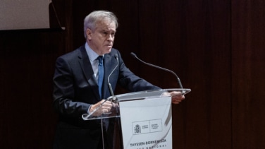 El director del Thyssen arremete contra la prensa y critica a los que "se burlan del discurso decolonial"