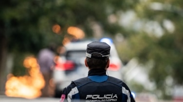 Concentración en Torrejón en contra de la muerte del hombre estrangulado por un policía