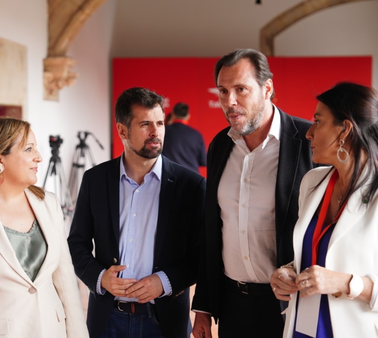 El líder del PSOE en Castilla y León reprocha a los suyos el caos por el 'Lexit' y pide a Ferraz que ponga orden y aclare la posición
