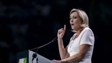 Marine Le Pen y Puigdemont, a la gresca