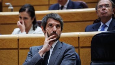 Urtasun se quita de enmedio y manda a la Corrida de la Prensa al ministro Planas