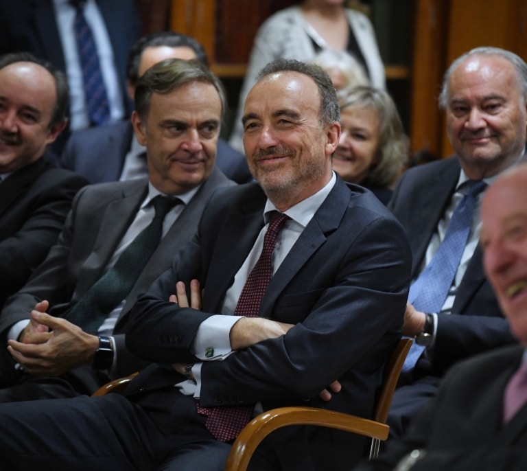 La malversación y el riesgo de fuga complican la amnistía para Puigdemont