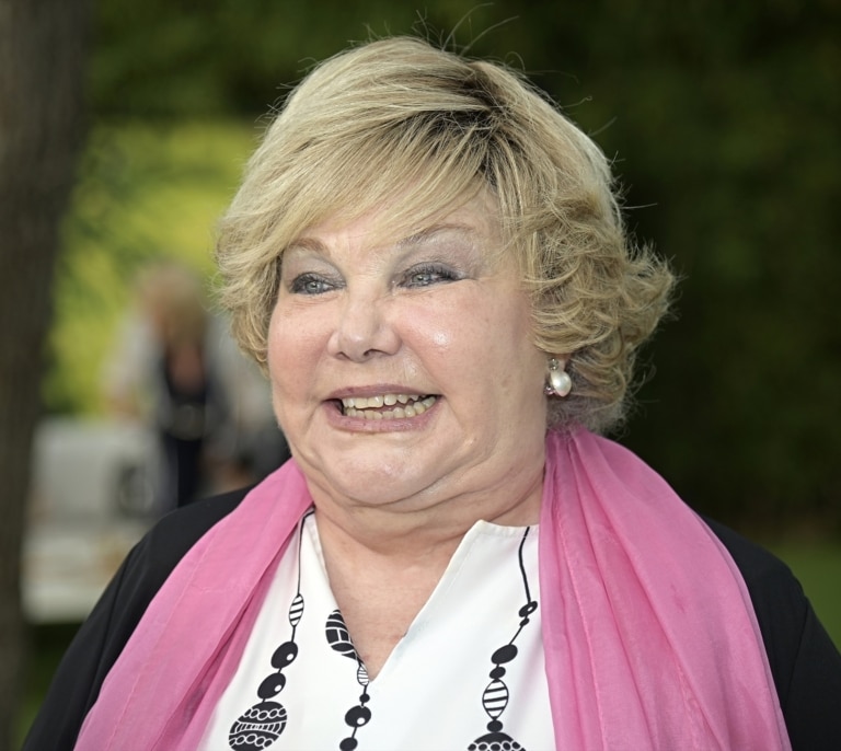 Preocupación por Karina tras su paso por Urgencias: "Hay que tener mucho cuidado y cuidarse"