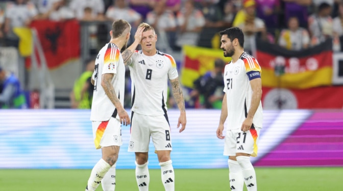 Una torrencial tormenta eléctrica y con granizo obliga a suspender el Alemania-Dinamarca de la Eurocopa