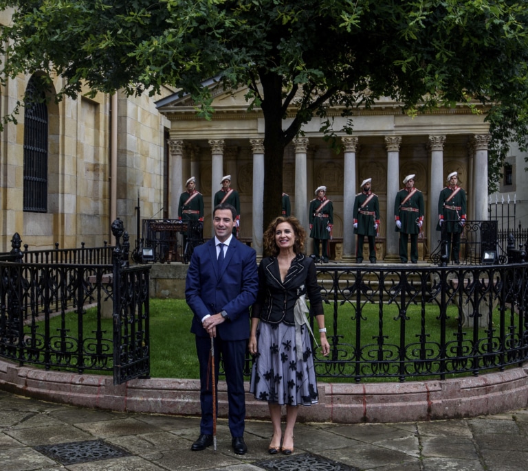 Montero pide a Feijóo que "module, rectifique o se separe" de lo dicho por Milei con Ayuso