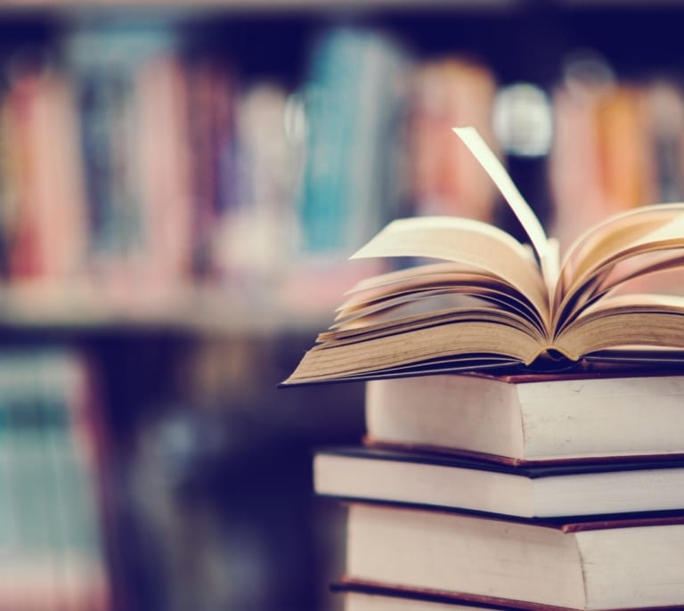 Los mejores libros de terror que encontrarás en la Feria del Libro 2024