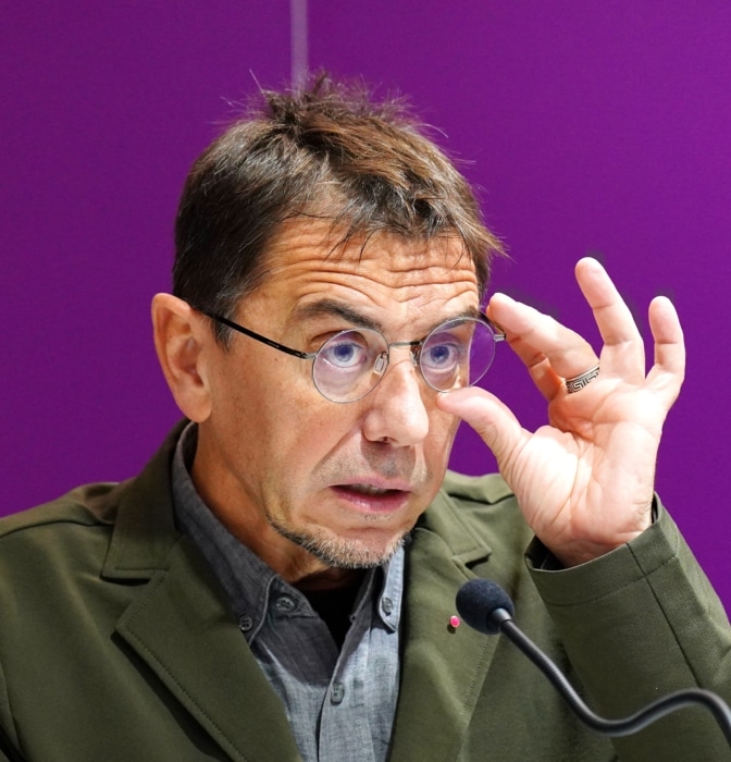 La Fiscalía señala que las expresiones de Monedero a sus alumnas son "improcedentes y reprochables moralmente"
