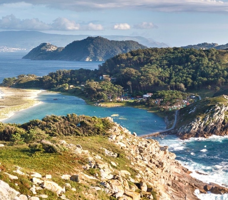 Los mejores destinos para viajar en agosto y disfrutar de las vacaciones de verano