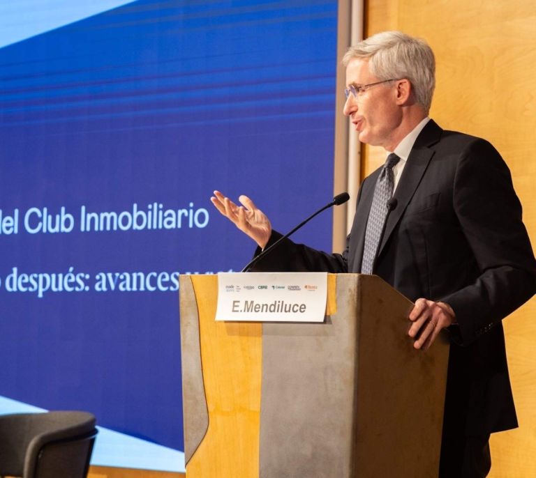 Mendiluce defiende movilizar el suelo privado para solucionar el déficit de vivienda en España
