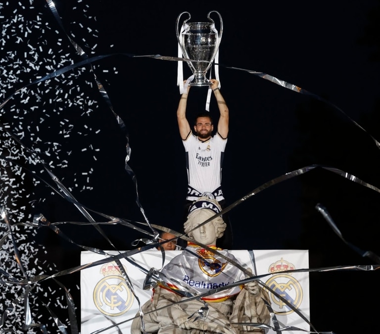 El Real Madrid celebra la decimoquinta con su afición en Cibeles y el Santiago Bernabéu