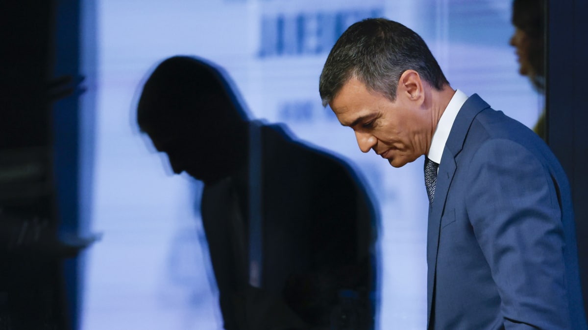 El presidente del Gobierno, Pedro Sánchez, ha intervenido en la clausura de la XXXII Asamblea General de la Confederación Empresarial Española de la Economía Social (CEPES).