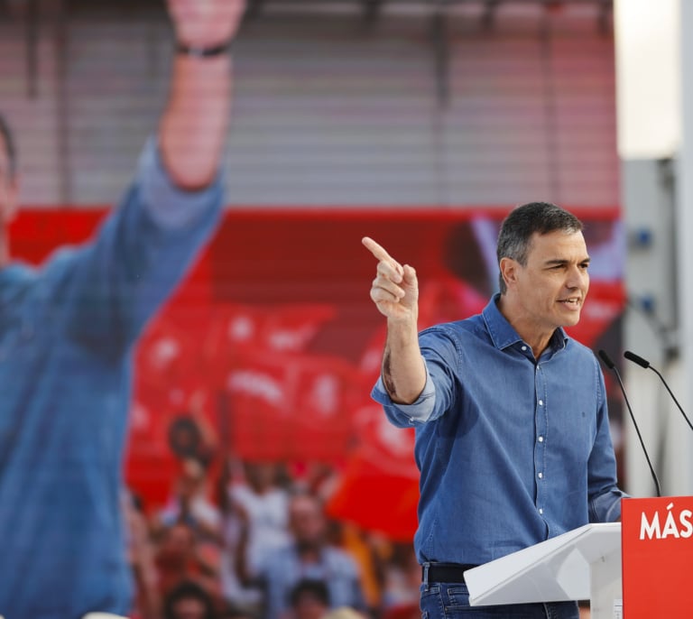 Sánchez, héroe poeta