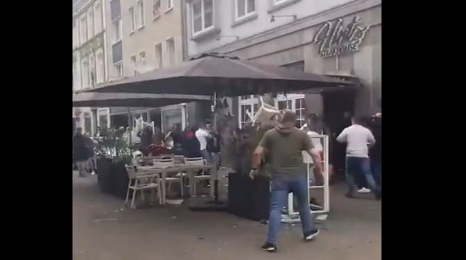 Terror en la primera trifulca entre ultras con serbios, albaneses e ingleses de por medio