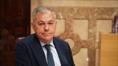 PSOE y Vox rechazan la cuestión de confianza del alcalde de Sevilla