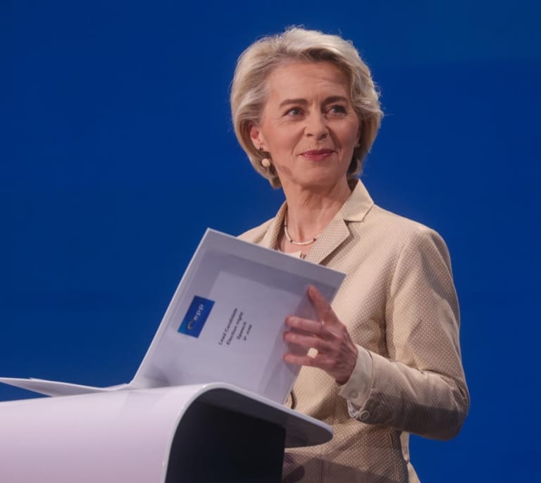 Bruselas plantea acabar con las importaciones de gas ruso en la UE en 2027