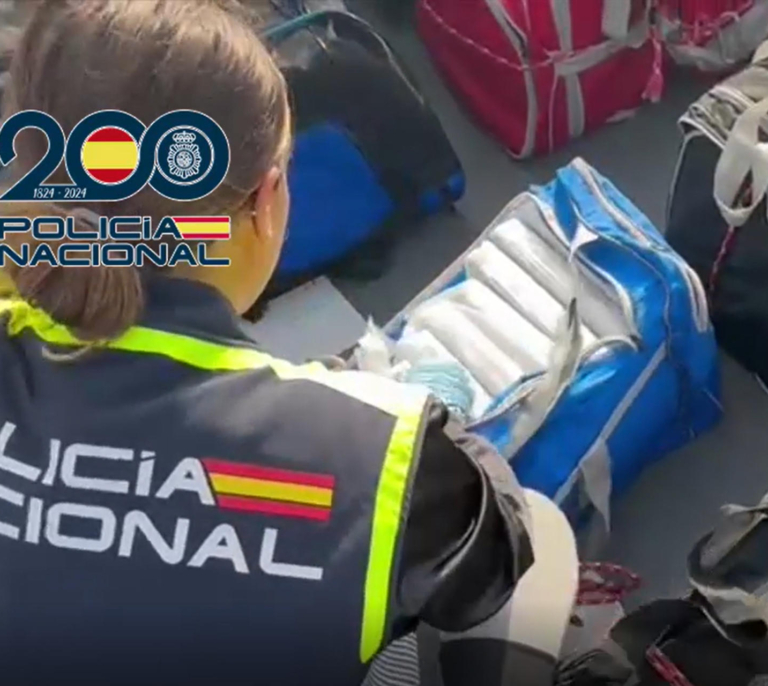 Un kilo de cocaína por viaje: desarticulada en España la mayor red de narcoveleros del mundo