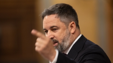 Abascal busca 'cohesionar' a Vox doblando la ofensiva al PP y a Sánchez