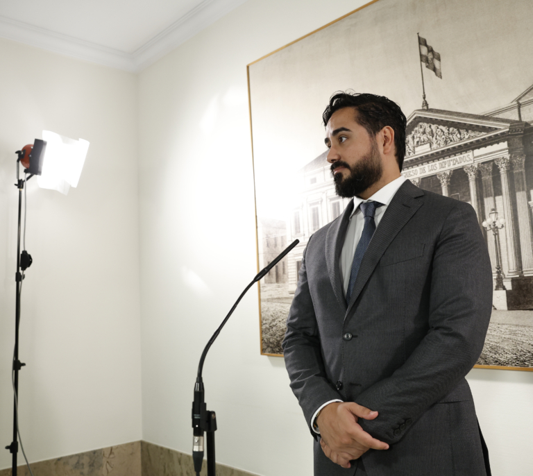 Casi la mitad de los votantes de Alvise no le votarían al Congreso, según el CIS