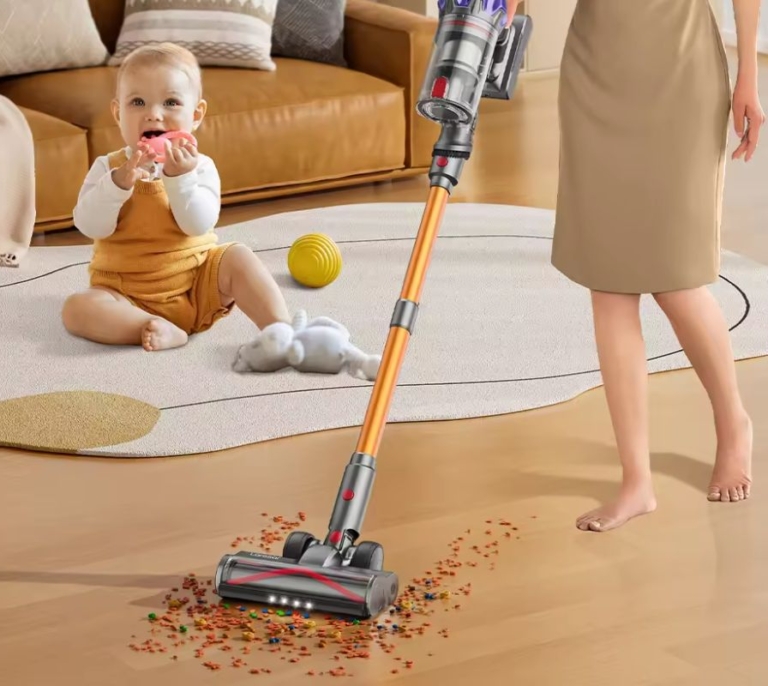 AliExpress deja el precio de esta aspiradora sin cable en 77,10€ (antes 344,39) ¡solo durante 24 horas!