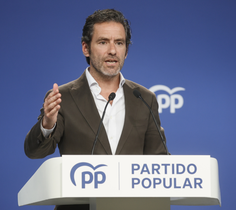 Génova, ante el órdago de Vox: "Los chantajes funcionan a los independentistas con Sánchez, no valen con Feijóo"