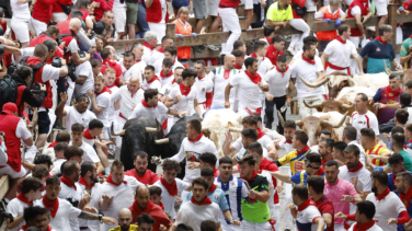 Tercer encierro de los Sanfermines: carrera rápida y sin heridos de los toros de Victoriano del Río