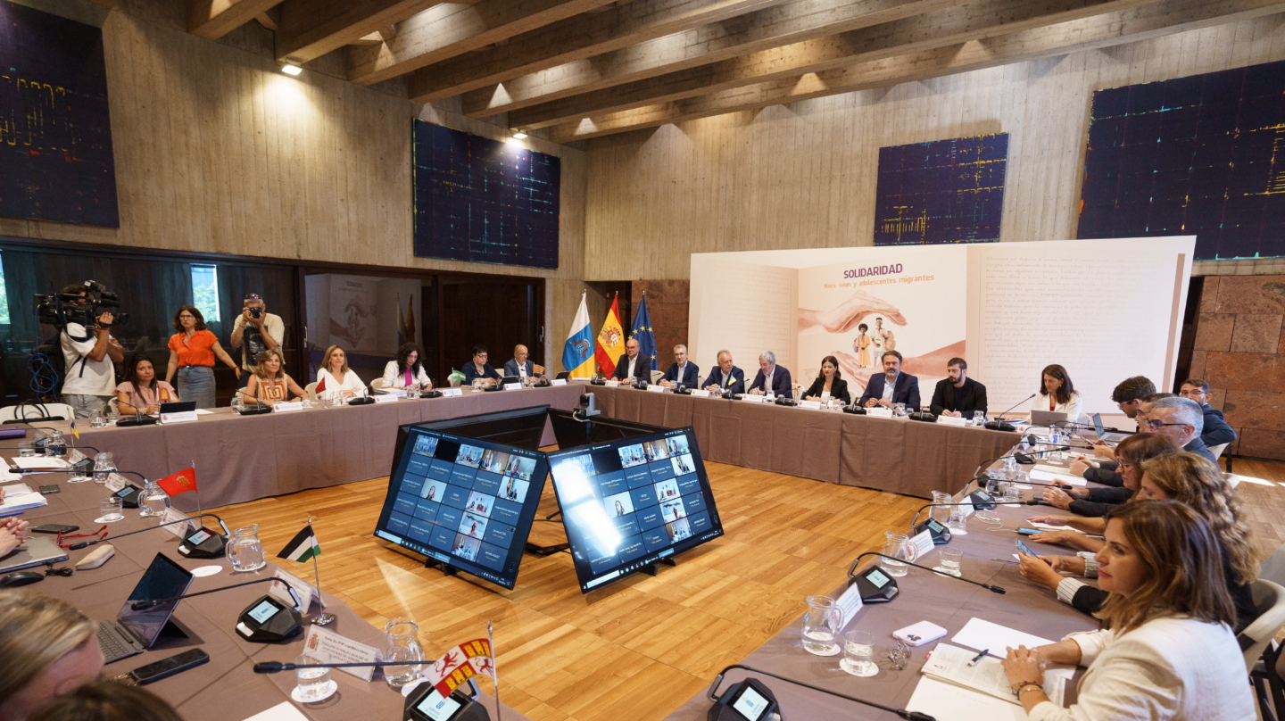 Cataluña se desmarca de la reubicación de menores inmigrantes mientras que todas las comunidades del PP aceptan el reparto