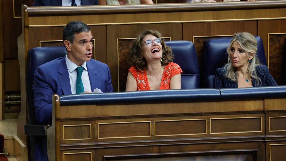 El PSOE evita el choque con Yolanda Díaz y le permite ganar "foco" y ...