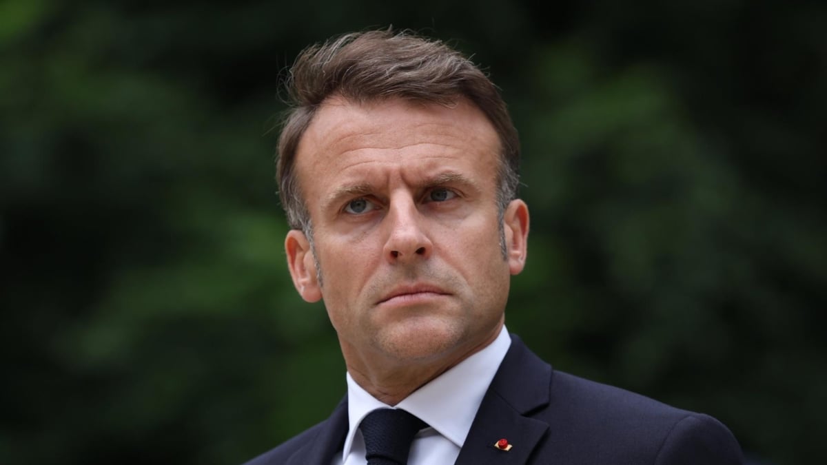 De la cohabitación a las elecciones en un año: los escenarios tras la victoria de la izquierda en Francia