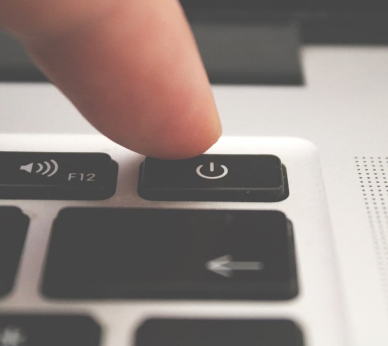 La desconexión digital como pilar de la reforma laboral y su relación con la protección de datos