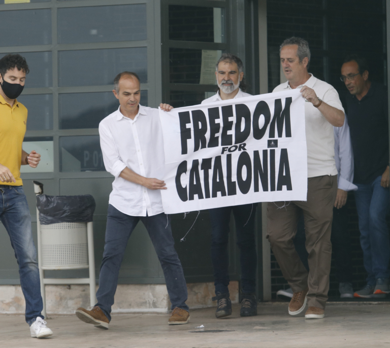 El Supremo se inclina por preguntar al TC si borra los antecedentes penales de los 'Jordis', Forcadell, Rull y Forn