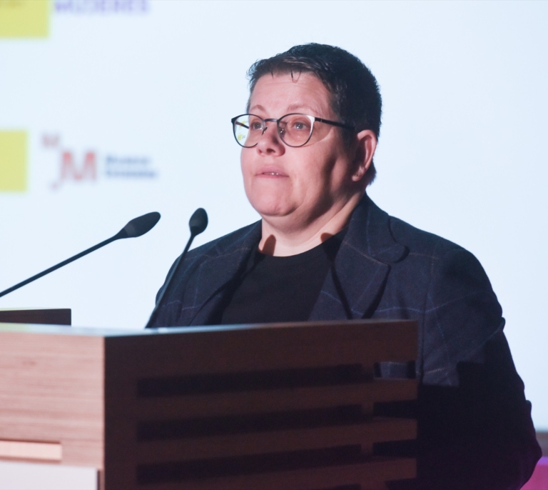 El Gobierno cesa a la directora del Instituto de las Mujeres